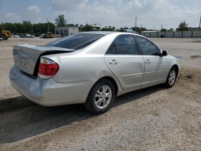 2005 Toyota Camry LE