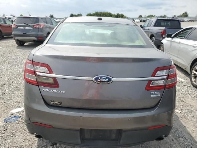 2013 Ford Taurus SEL