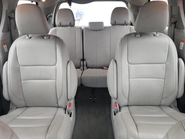 2015 Toyota Sienna XLE