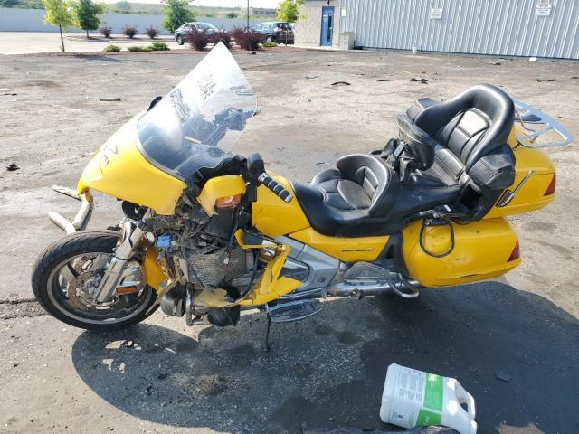 2005 Honda GL1800