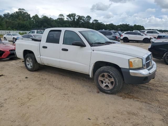 2005 Dodge Dakota Quad SLT