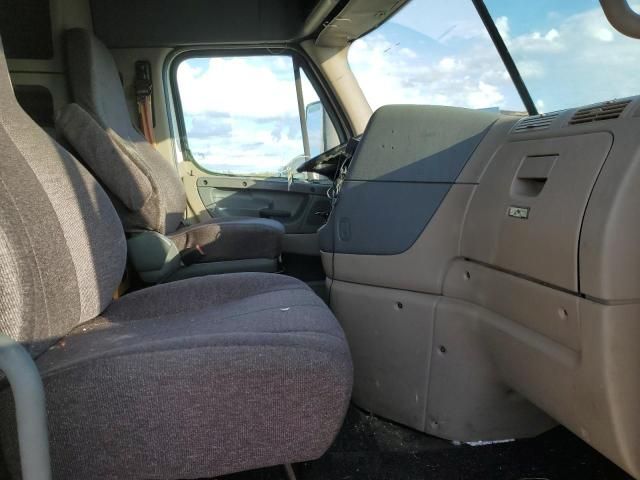 2017 Freightliner Cascadia 125