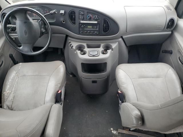 2001 Ford Econoline E250 Van