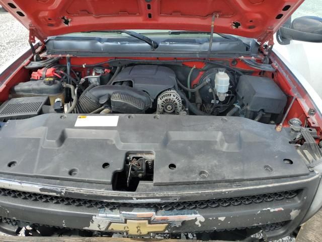 2011 Chevrolet Silverado C1500  LS