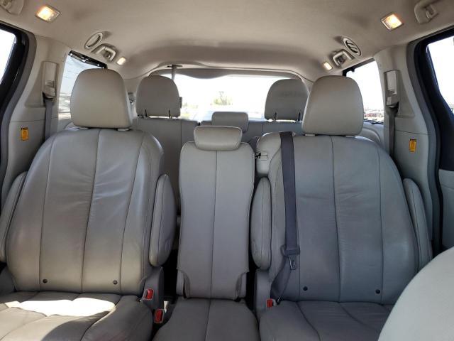 2011 Toyota Sienna XLE