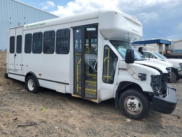 2023 Ford Econoline E450 Super Duty Cutaway Van