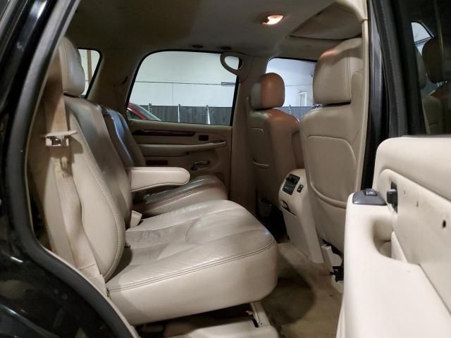 2004 Cadillac Escalade Luxury