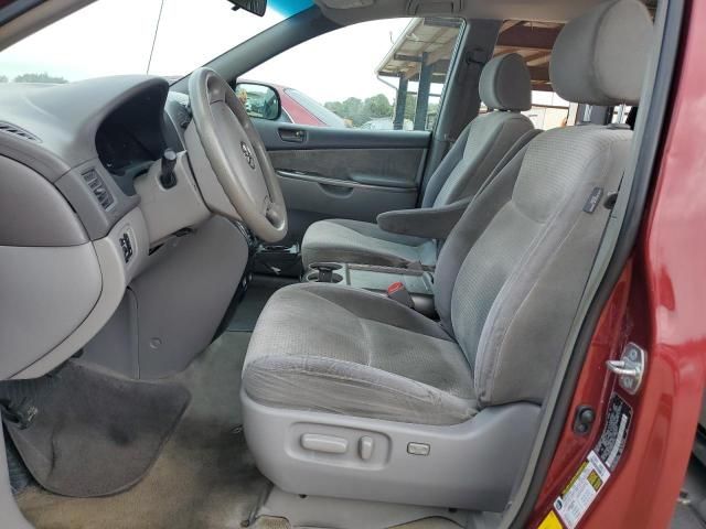 2008 Toyota Sienna CE