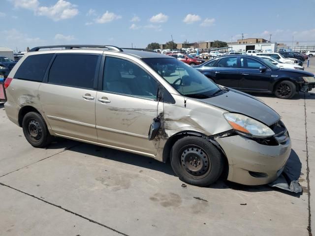 2010 Toyota Sienna CE