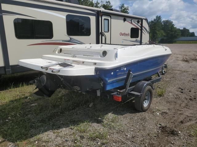 2017 Bayliner Boat