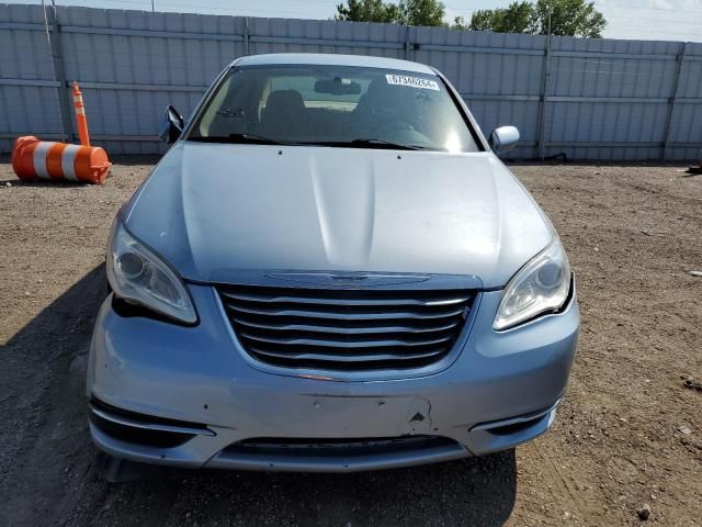 2012 Chrysler 200 Touring