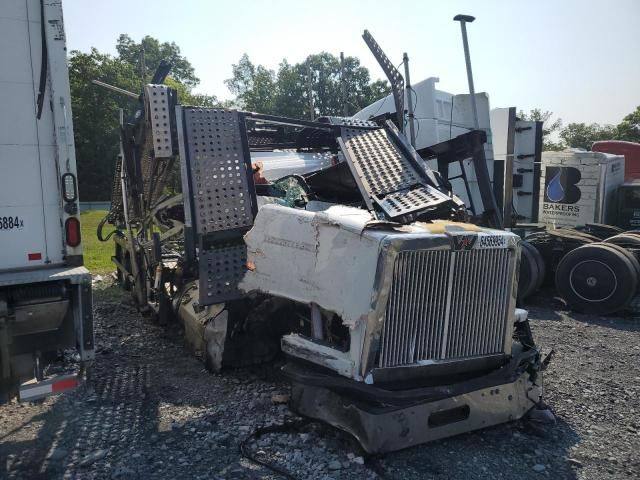 2022 Western Star Conventional 4900FA