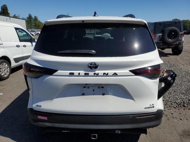 2023 Toyota Sienna LE