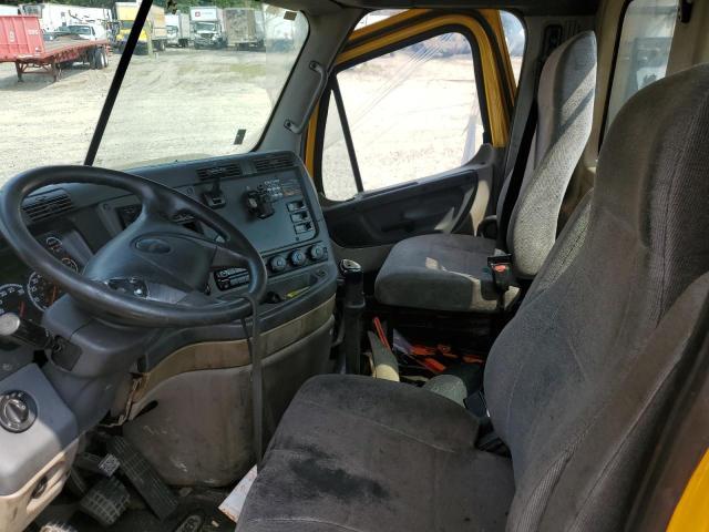2011 Freightliner Cascadia 125