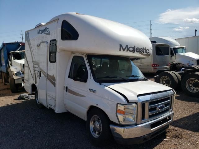 2011 Ford Econoline E350 Super Duty Cutaway Van