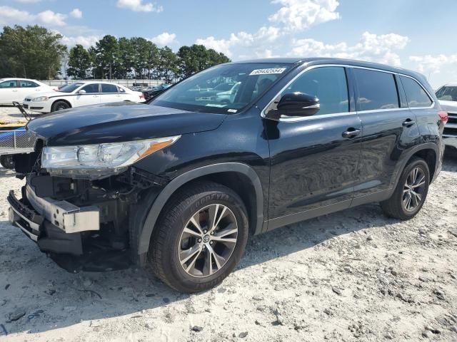 2019 Toyota Highlander LE