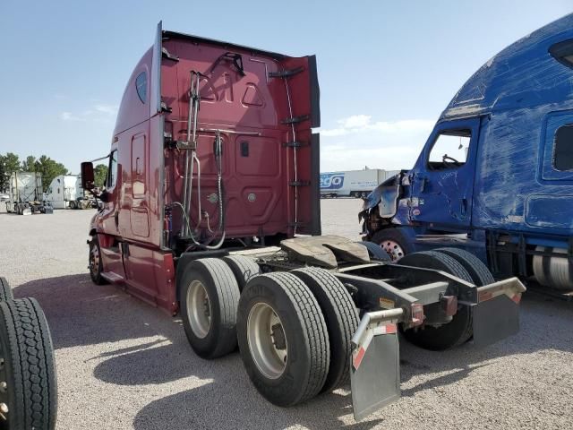 2015 Freightliner Cascadia 125