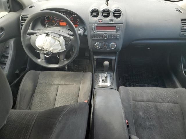 2010 Nissan Altima Base