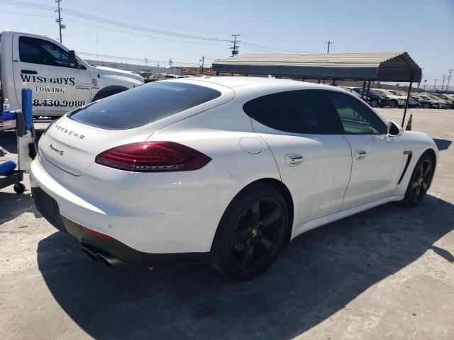 2015 Porsche Panamera 4S