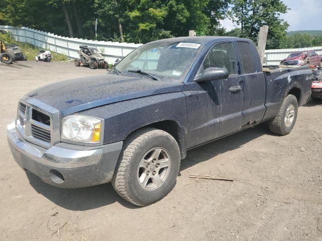 2005 Dodge Dakota SLT