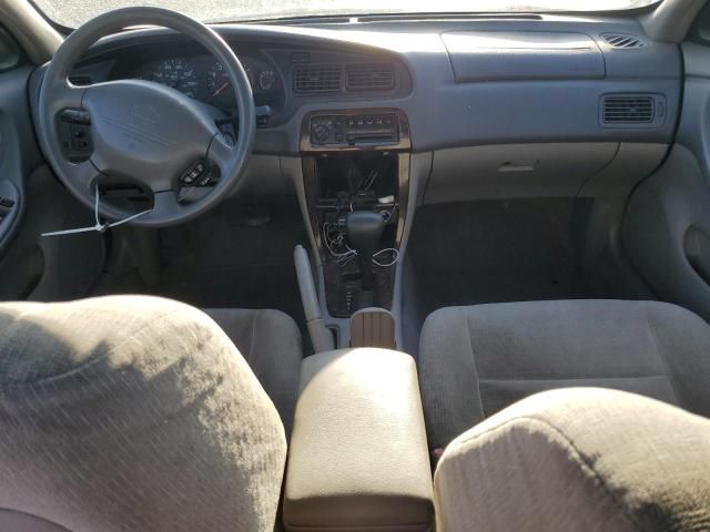 2000 Nissan Altima XE