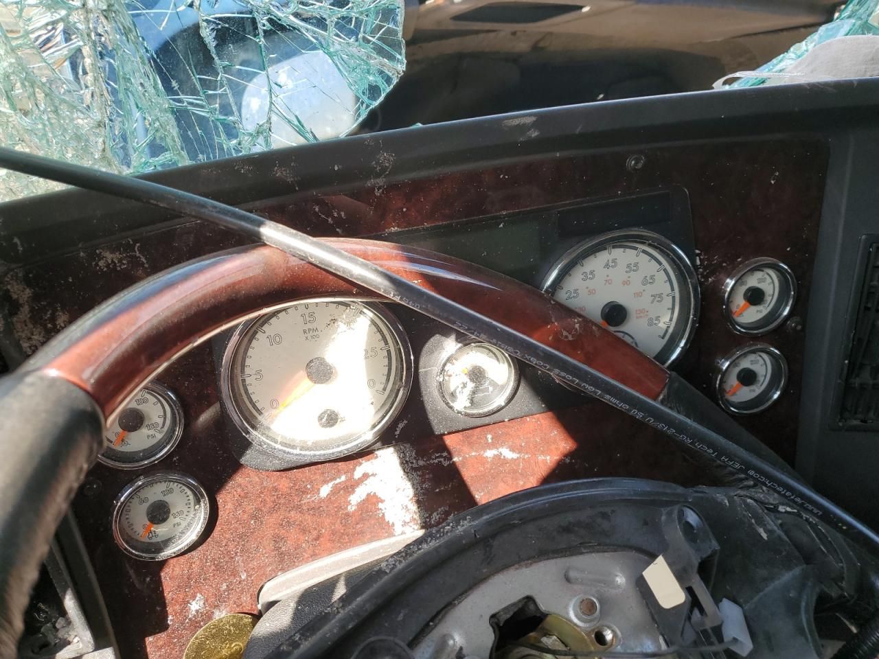 2020 Freightliner 122SD