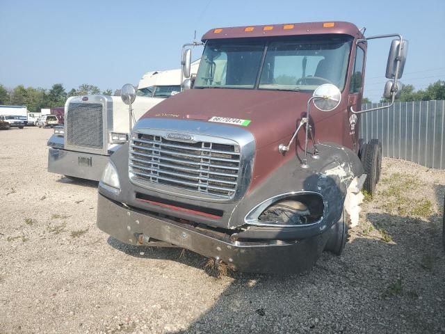 2006 Freightliner Conventional Columbia