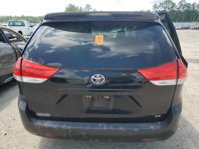 2014 Toyota Sienna LE