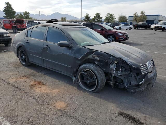 2004 Nissan Maxima SE