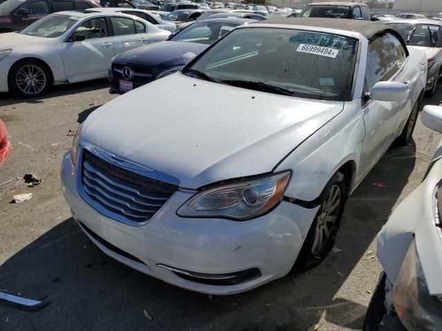 2012 Chrysler 200 Touring