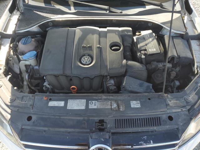 2012 Volkswagen Passat SE