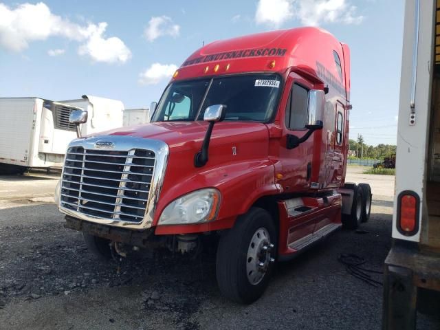 2011 Freightliner Cascadia 125