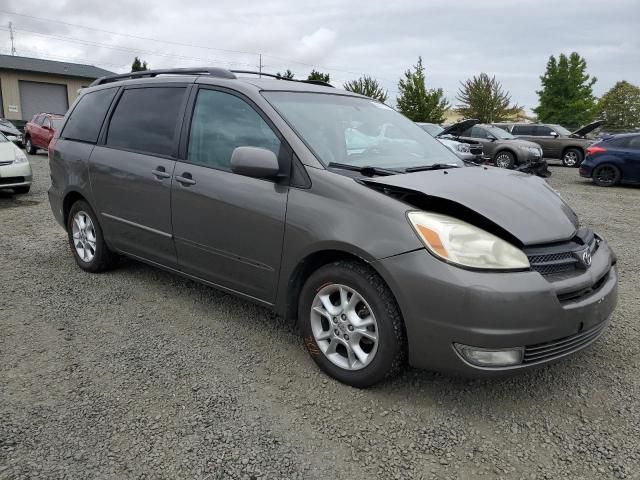 2005 Toyota Sienna XLE