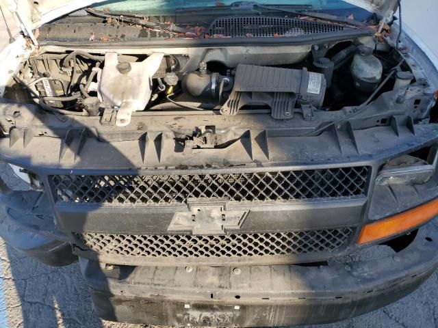 2004 Chevrolet Express G1500