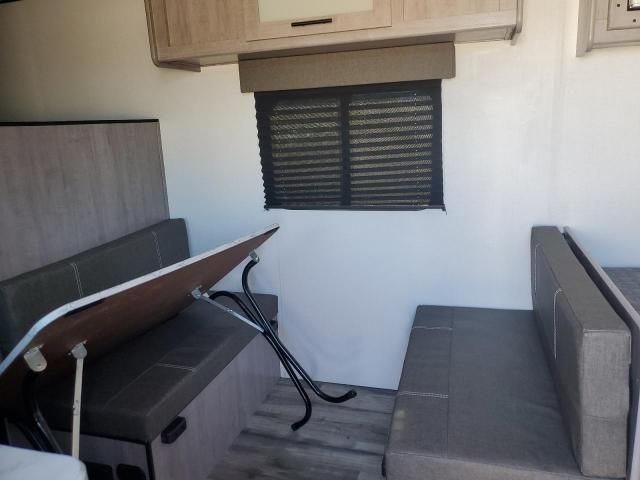 2024 Coleman Lantern LT