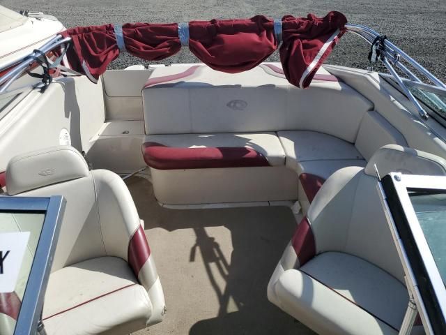 2004 Reinell Boat