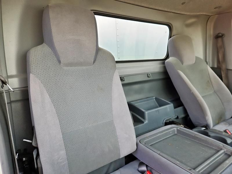 2020 Isuzu NPR HD