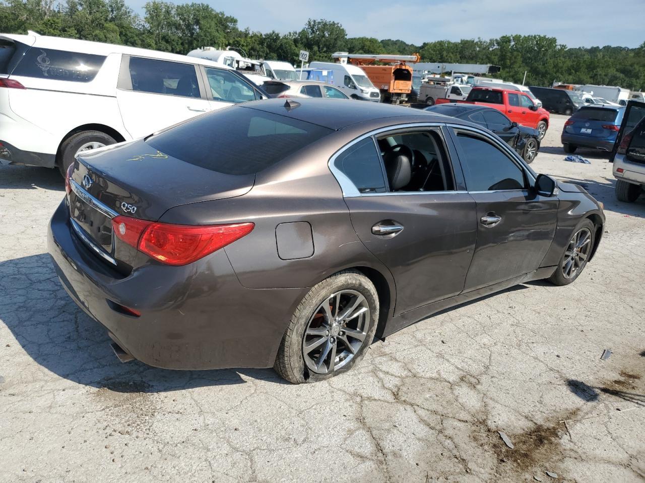2017 Infiniti Q50 Premium