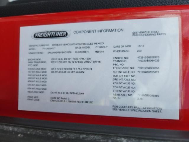 2019 Freightliner Cascadia 126 Semi Truck Van Trailer