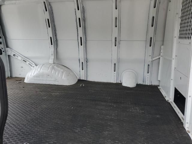 2023 Chev Express G3500