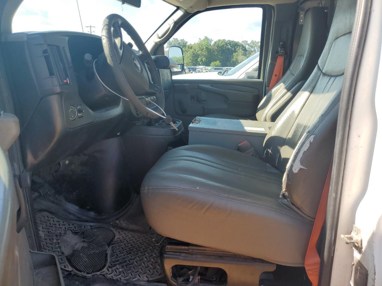 2013 Chevrolet Express G2500