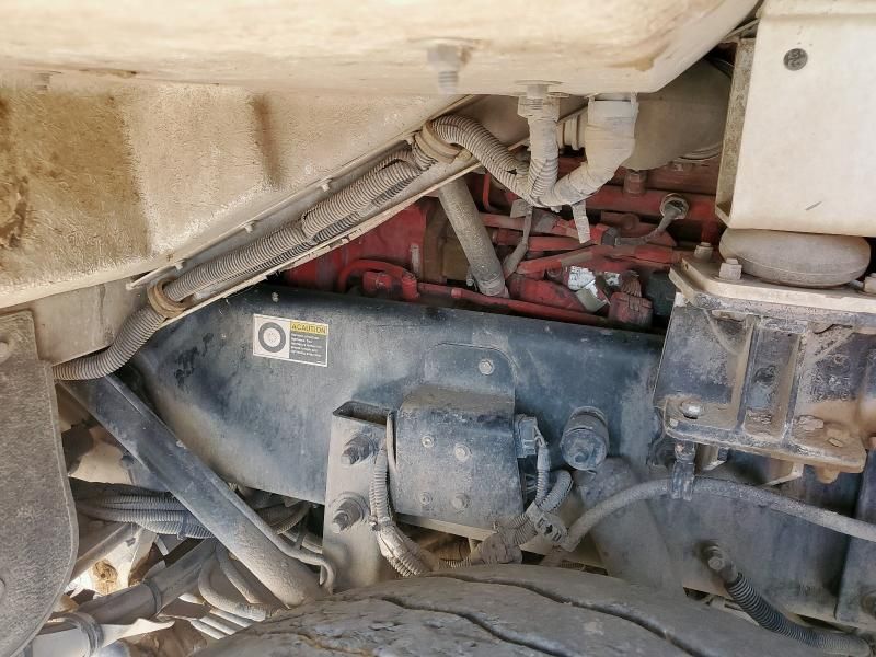 2012 Peterbilt Tractor 2012 Peterbilt 320 Refuse Truck