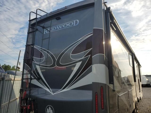 2025 Redwood 38RL