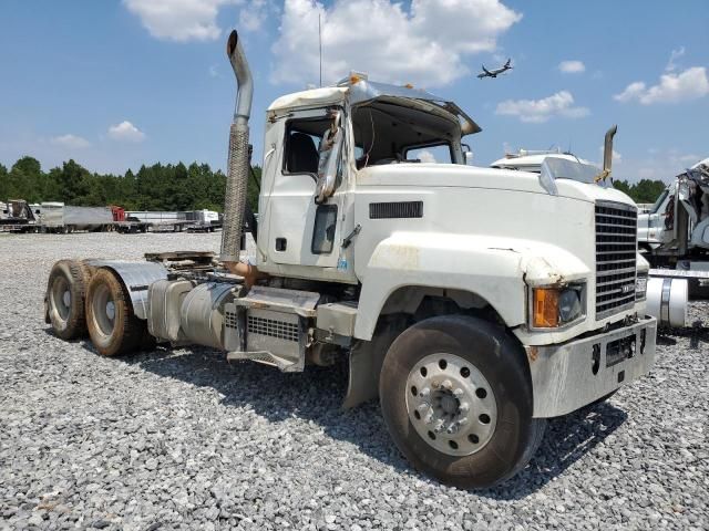2020 Mack P164T Semi Truck