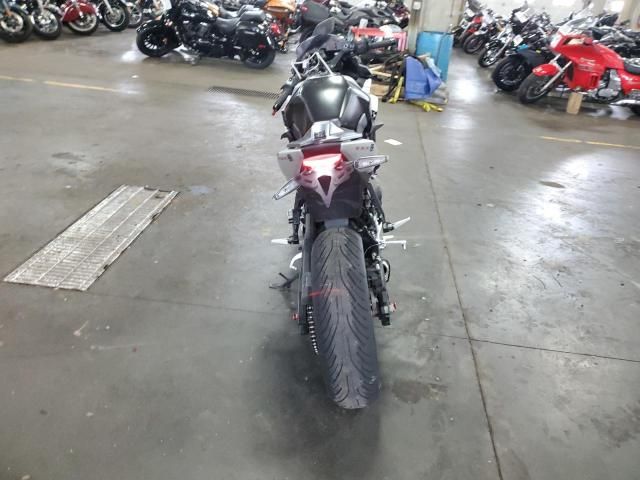 2024 Suzuki GSX800 F
