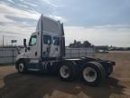 2015 Freightliner Cascadia 125 Semi Truck