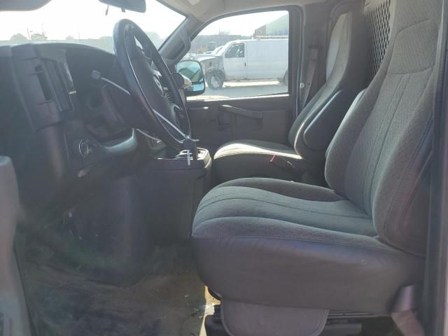 2023 GMC Savana G2500