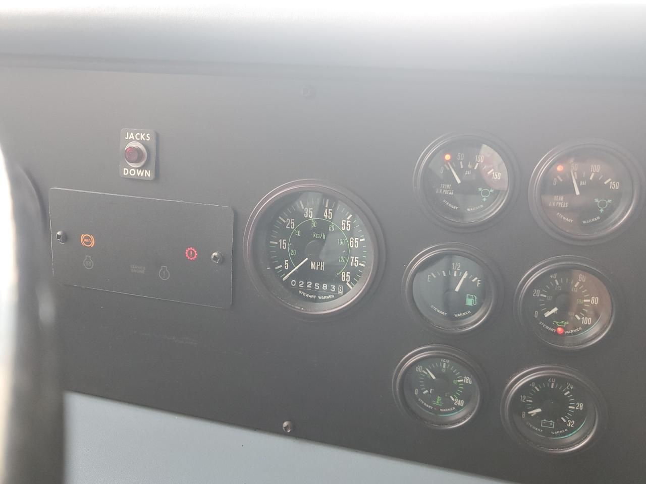 1999 Spartan Motors 1999 Spartan Mobile Medical Bus