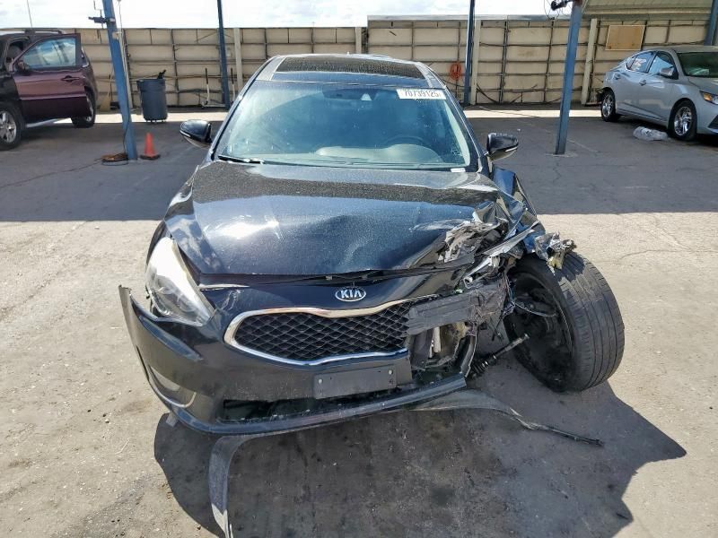 2015 KIA Cadenza Premium