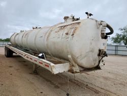 Salvage trucks for sale at Abilene, TX auction: 2005 Tanker Tanker
